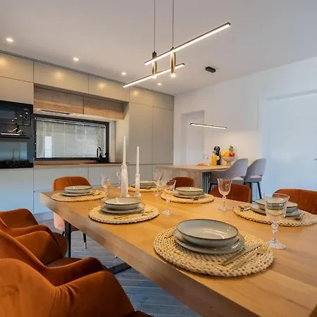Hill Grubine - New - With Pool Villa *