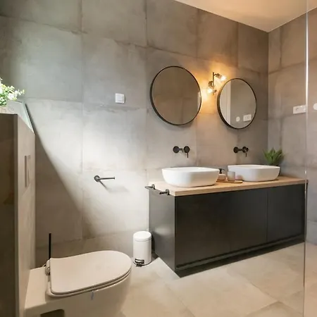 Villa Hill Grubine - New - With Pool Kamenmost