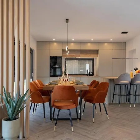 Hill Grubine - New - With Pool * Kamenmost